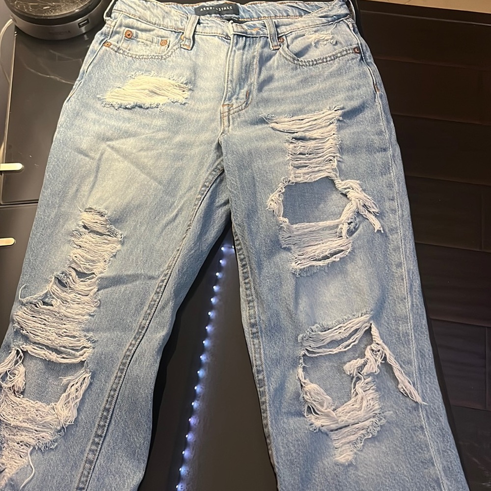 AÉROPOSTALE Mom Jeans